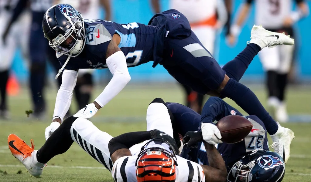 Amani Hooker forces a fumble