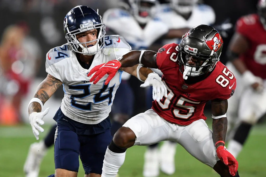Tennessee Titans Cornerback Elijah Molden