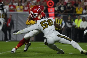James Foster: Behind Wall of Strength, Titans Roll the Dice at Linebacker