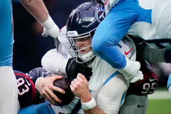 Titans' QB So Beat Up He Left Houston Feeling Like John Wick