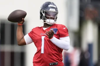 First Look at Titans' Cam Ward: The Ball is Out Fast