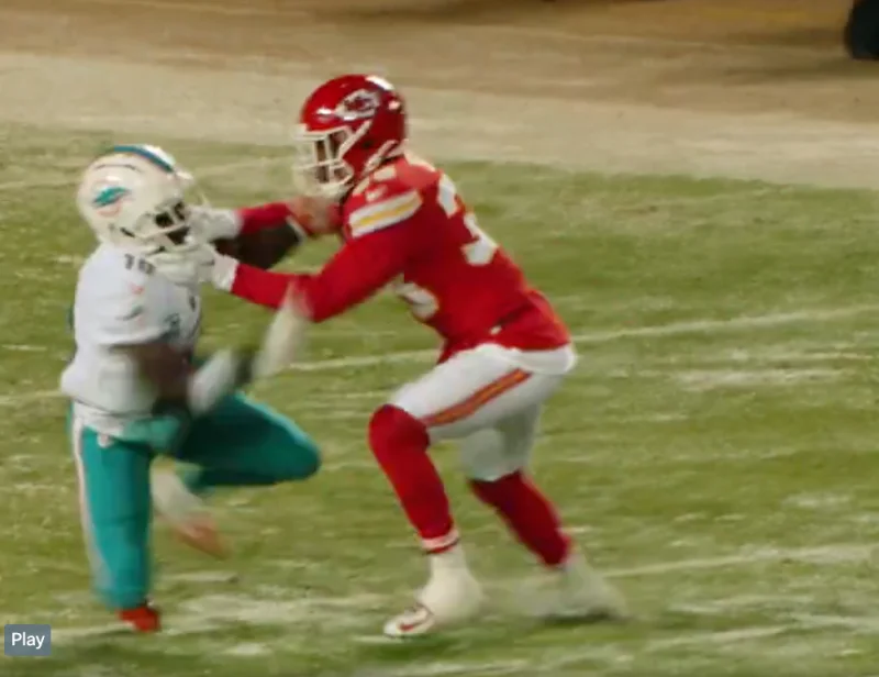 L'Jarius Sneed and Tyreek Hill