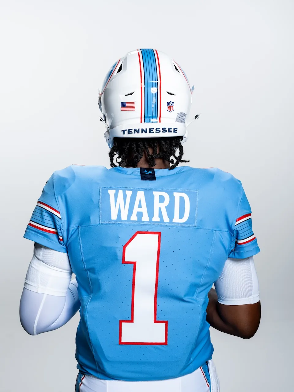 Cam Ward new Titans uniform