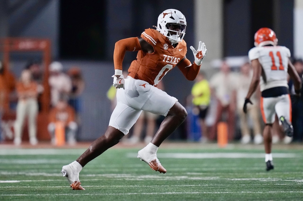 Texas linebacker Anthony Hill Jr. (0) during the second half of an NCAA college football game against Sam Houston State in Austin, Texas, Saturday, Sept. 20, 2025. (AP Photo/Eric Gay)