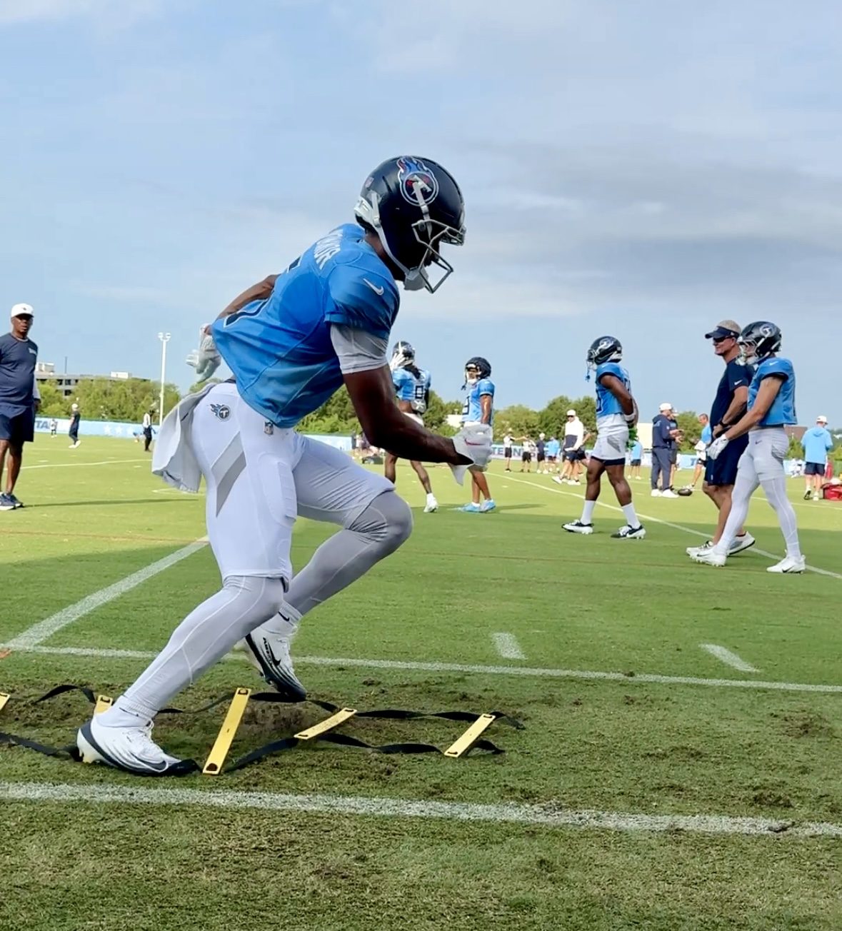 Feet Tangled, Routes Sharp: Why Elic Ayomanor Isn’t Sweating the Ladder