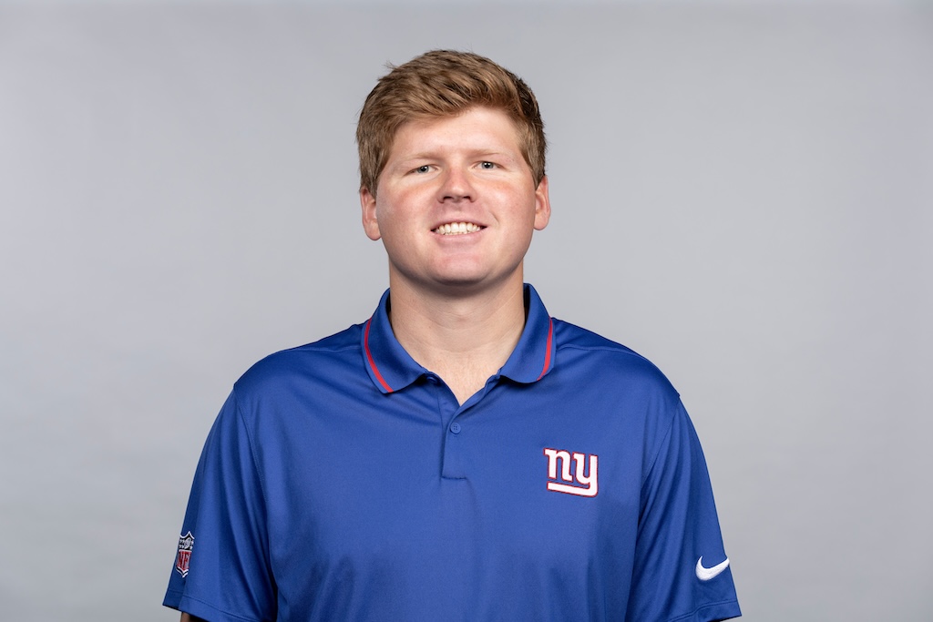 Cade Knox Becomes Robert Saleh’s Game-Management Aide for the Titans