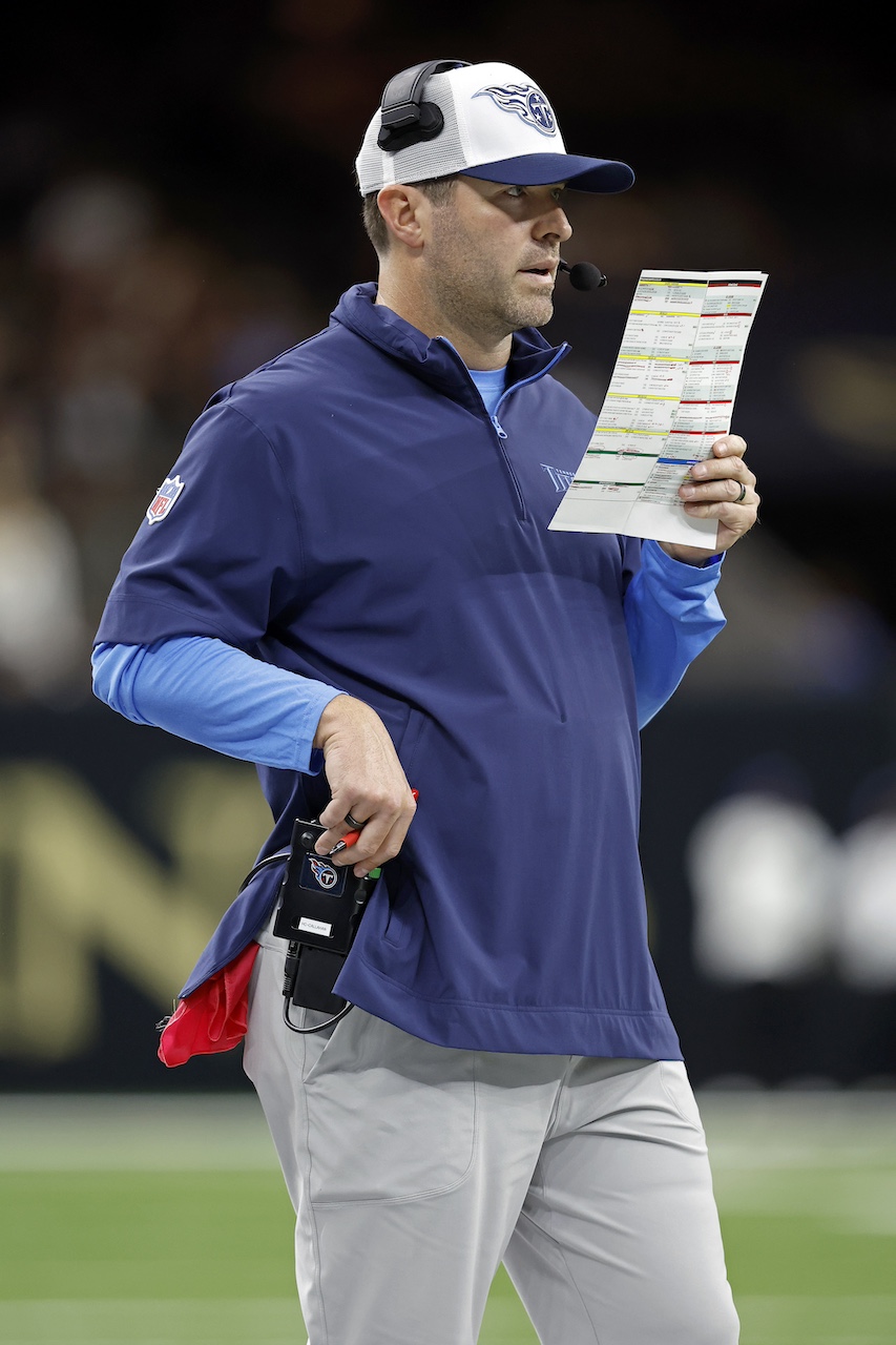 Tennessee Titans head coach Brian Callahan calls a play during an NFL preseason football game against the New Orleans Saints, Sunday, Aug. 25, 2024, in New Orleans. (AP Photo/Tyler Kaufman)