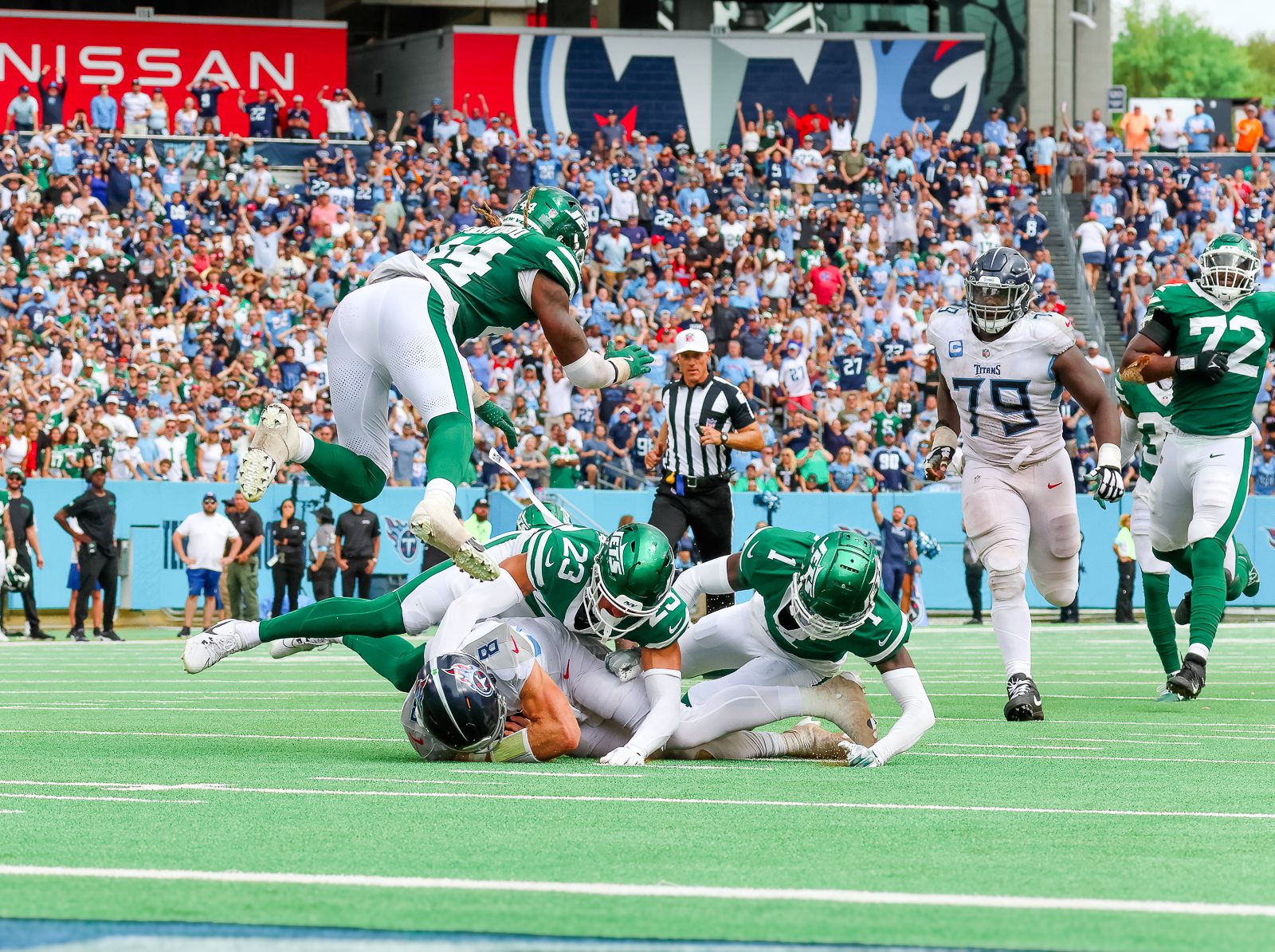 Titans' Balancing Act: Offensive Line Needs Patience and Urgency