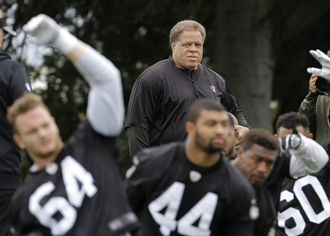 Titans Not Concerned About Too Many Cooks with Beefed-up Front Office