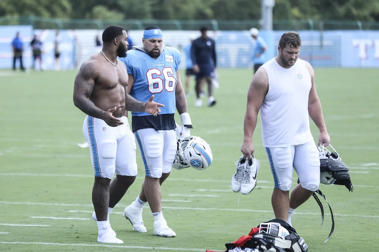 Jeffery Simmons chats with Fernando Carmona/ Millie Callahan