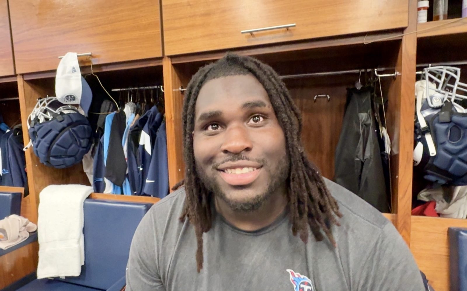 In Scheme Shift Move, Titans Trade T’Vondre Sweat to Jets for Jermaine Johnson