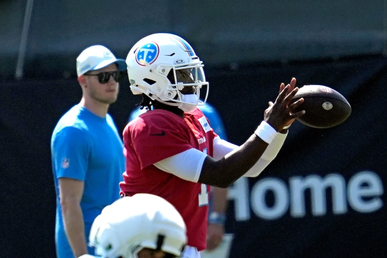 Titans Bring the Fight, but 49ers Win That and More in Joint Practice