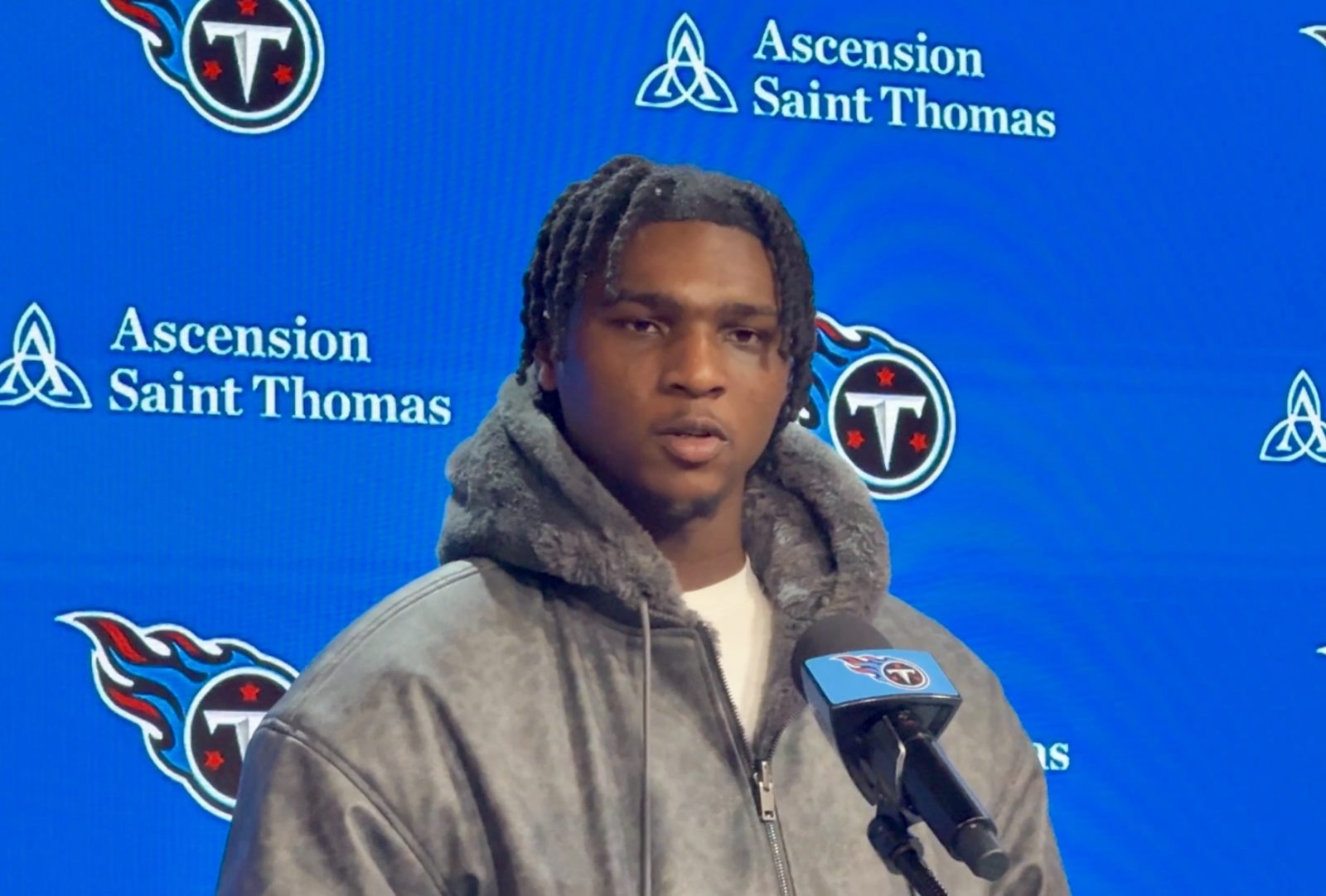 Cam Ward Says Shoulder Injury Won’t Alter Offseason Plan for the Titans