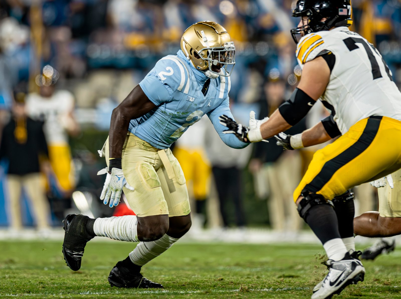Femi Oladejo Brings Titans Potential on the Edge