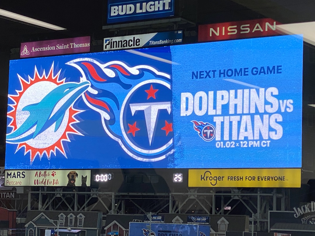 Dolphins vs.Titans
